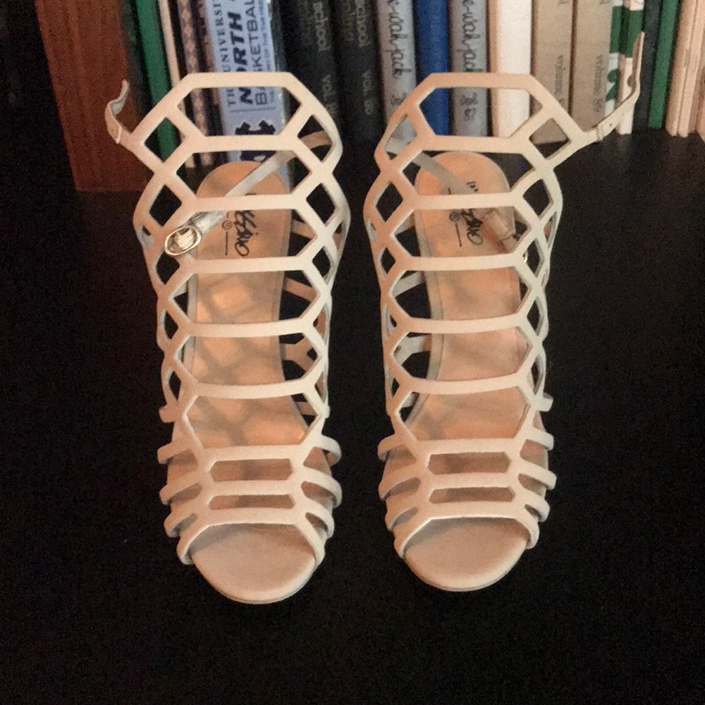 Nude heels